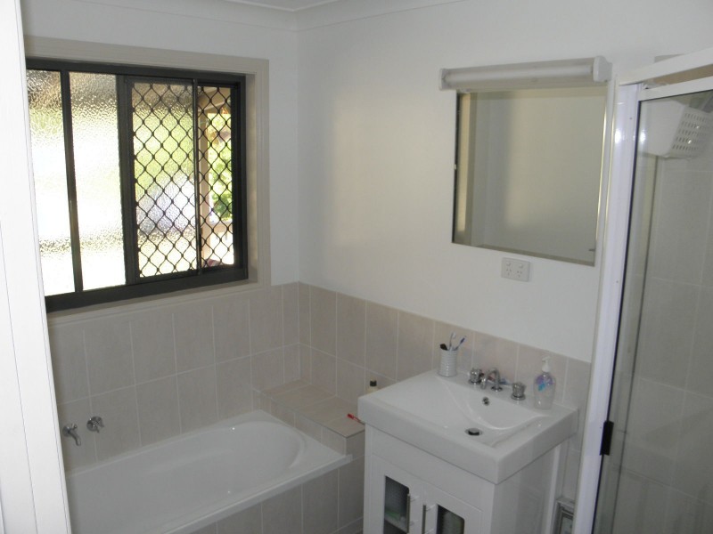 24 Palm View Drive, Moore Park Beach QLD 4670