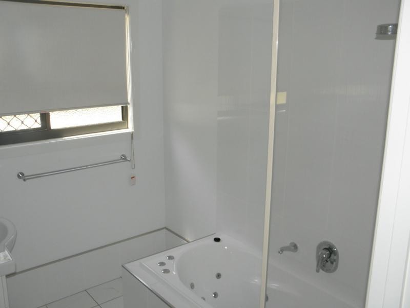 15 Castle Court, Beach Estate, Moore Park Beach QLD 4670