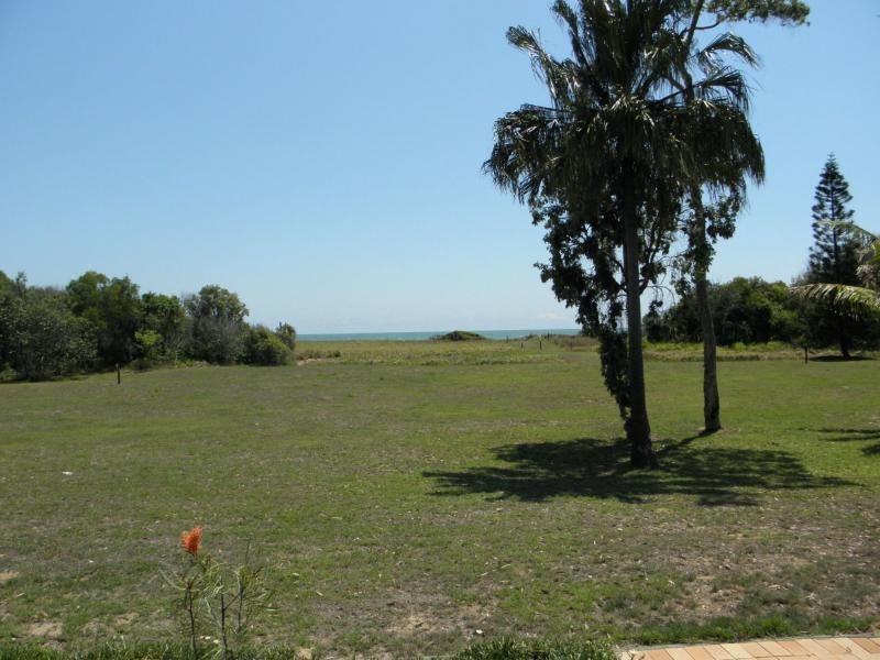 186 Sylvan Drive, Moore Park Beach QLD 4670