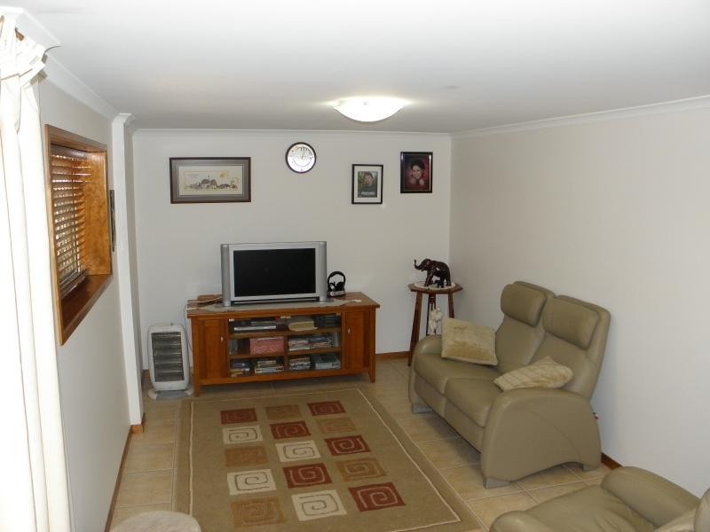 34 Moore Park Road, Moore Park Beach QLD 4670