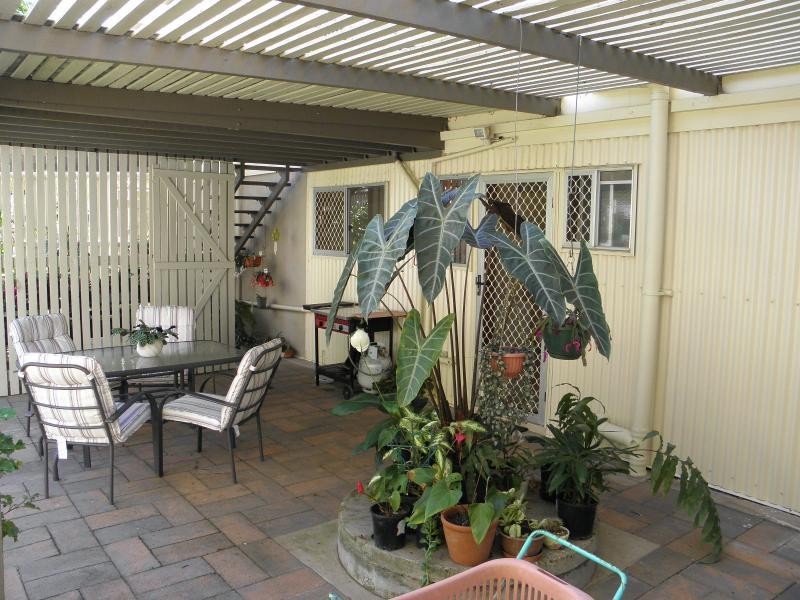 34 Moore Park Road, Moore Park Beach QLD 4670
