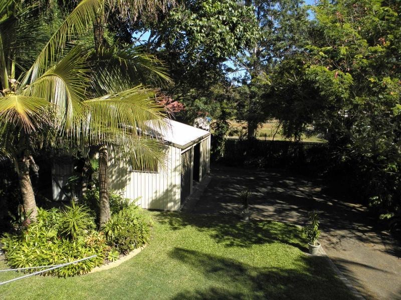 34 Moore Park Road, Moore Park Beach QLD 4670