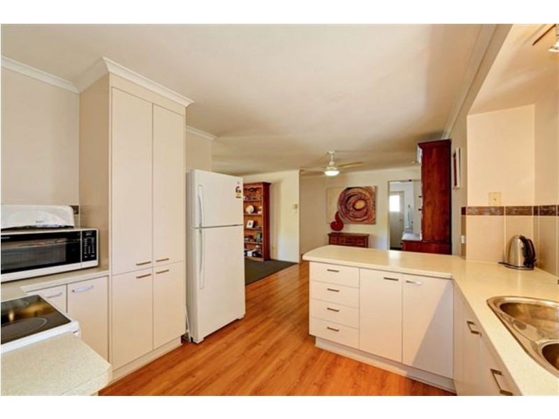 12 Lagoon Drive, Moore Park Beach QLD 4670