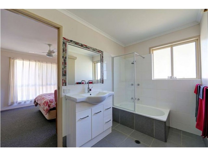 12 Lagoon Drive, Moore Park Beach QLD 4670