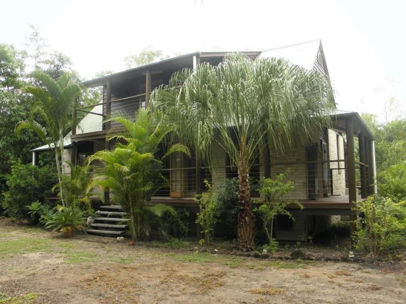 245 Sylvan Drive, Moore Park Beach QLD 4670