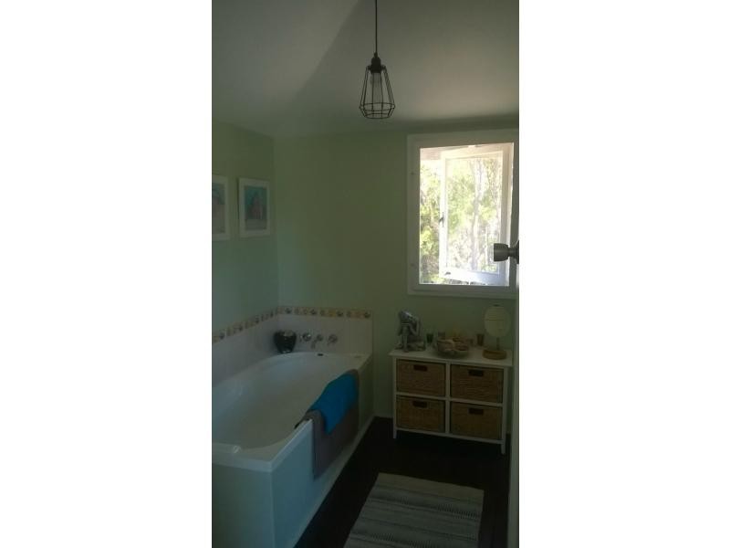 10 Isaac Moore Drive, Kingston Park, Moore Park Beach QLD 4670