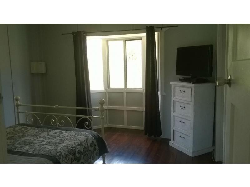 10 Isaac Moore Drive, Kingston Park, Moore Park Beach QLD 4670