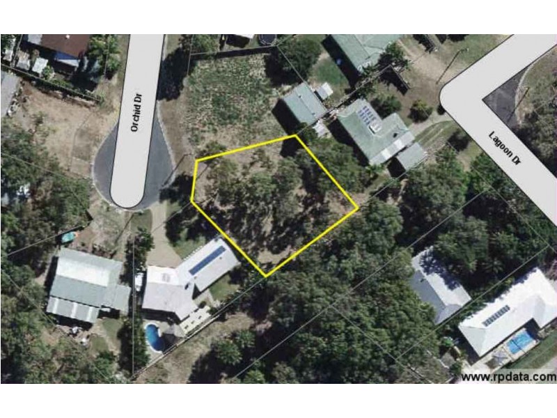 4 Orchid Dr, Moore Park Beach QLD 4670