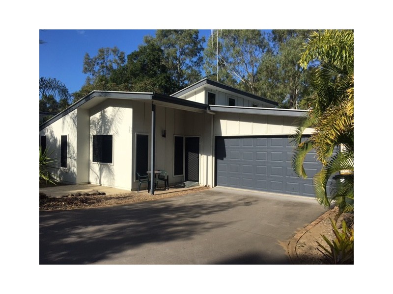 2/4A Kentia Ave, Moore Park Beach QLD 4670