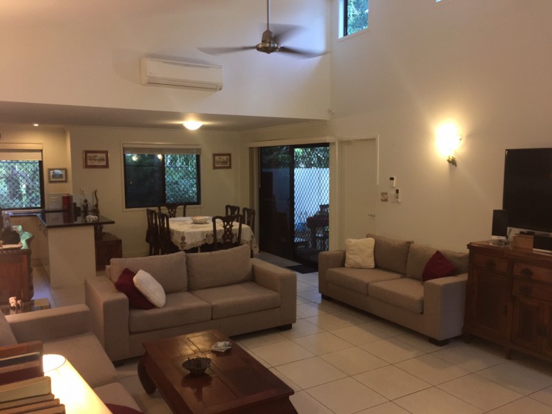 2/4A Kentia Ave, Moore Park Beach QLD 4670