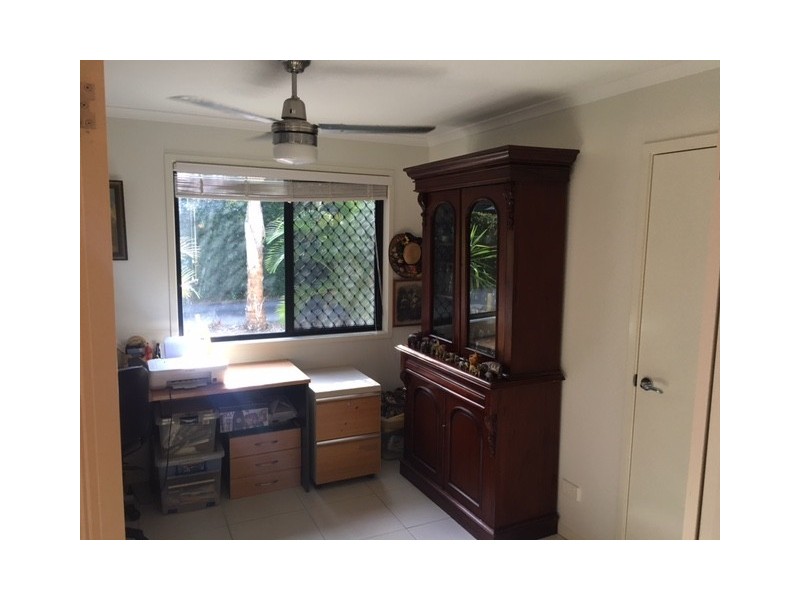 2/4A Kentia Ave, Moore Park Beach QLD 4670