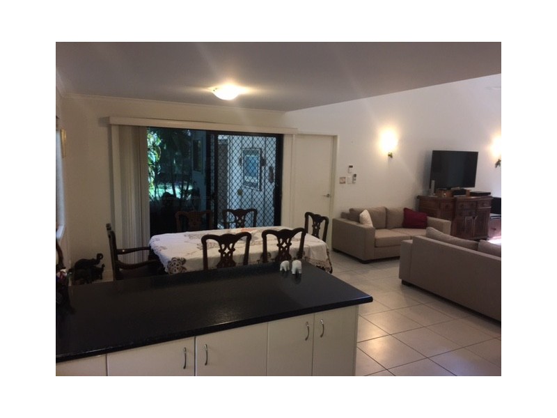 2/4A Kentia Ave, Moore Park Beach QLD 4670