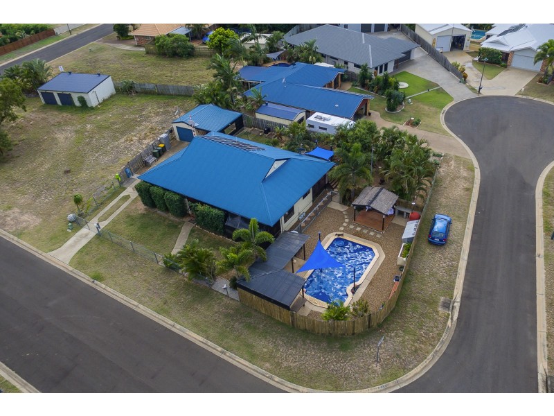 12 Alexander Drive, Moore Park Beach QLD 4670
