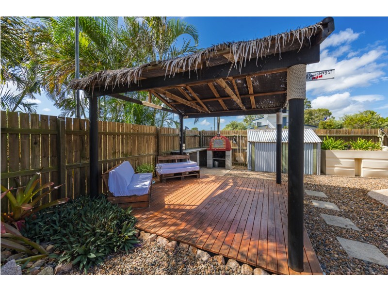 12 Alexander Drive, Moore Park Beach QLD 4670