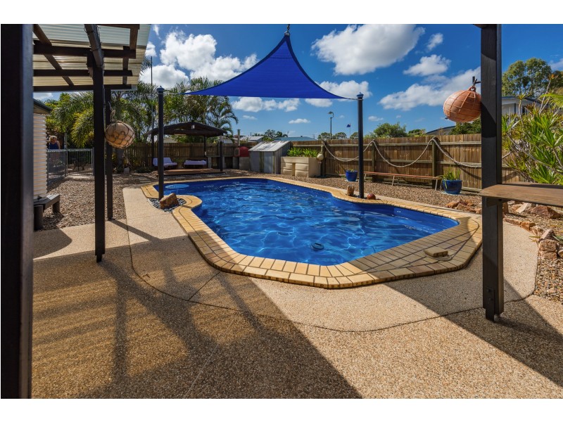 12 Alexander Drive, Moore Park Beach QLD 4670