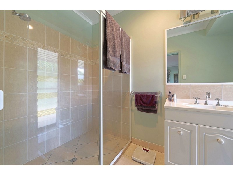 3 Sovereign Court, Moore Park Beach QLD 4670