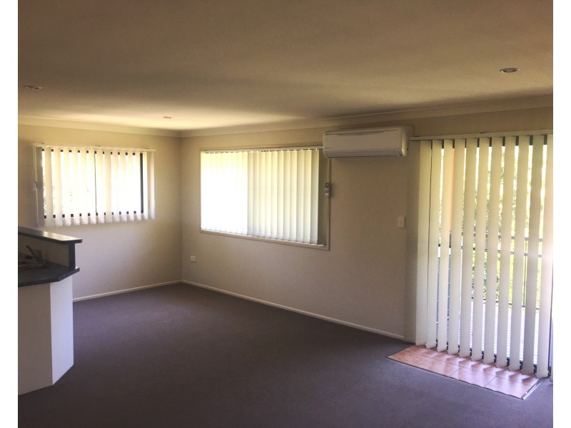 2/162 Sylvan Drive, Moore Park Beach QLD 4670