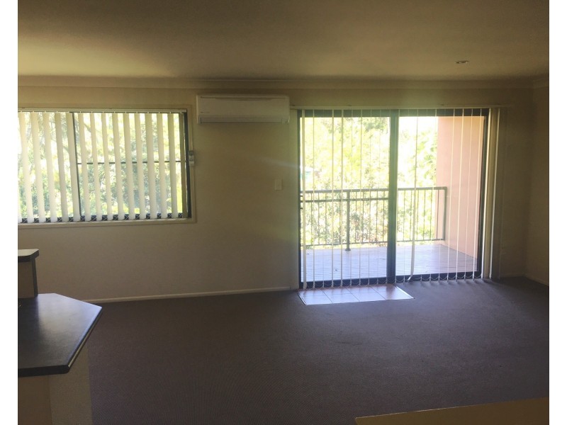2/162 Sylvan Drive, Moore Park Beach QLD 4670