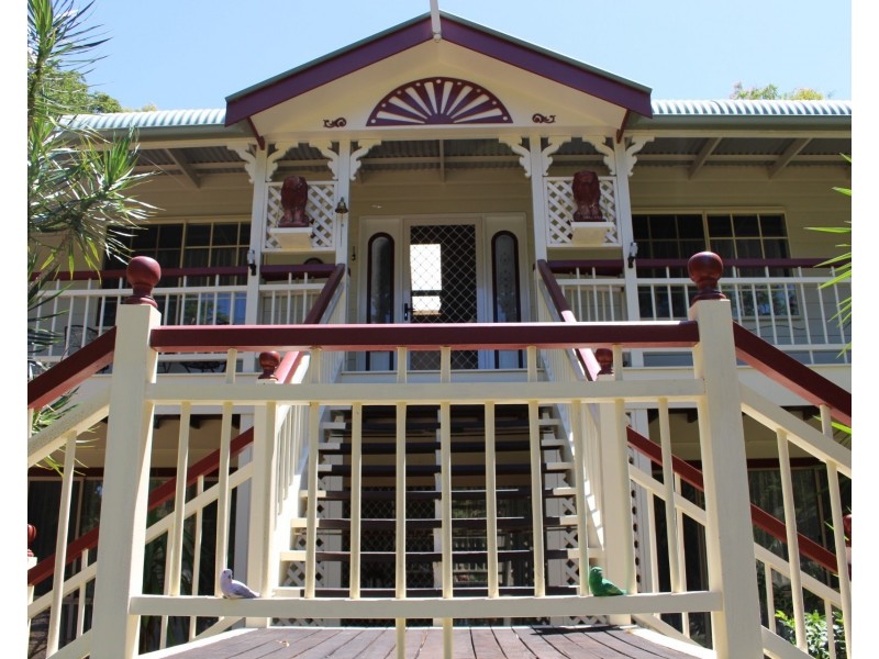 Moore Park Beach QLD 4670