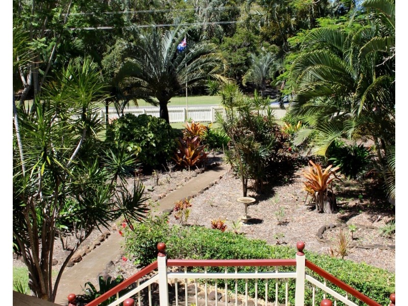 Moore Park Beach QLD 4670
