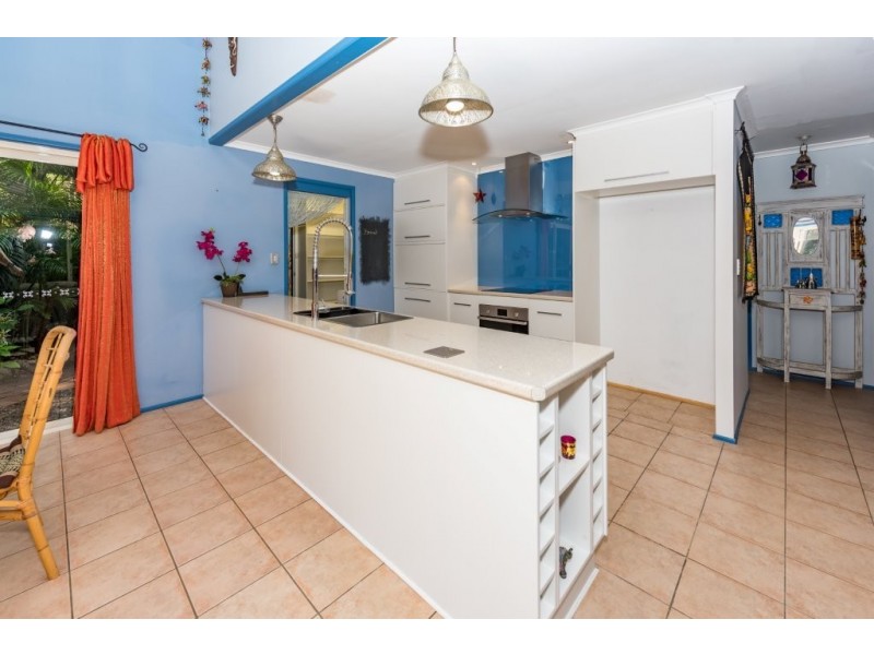3b Plum Tree Cres, Moore Park Beach QLD 4670