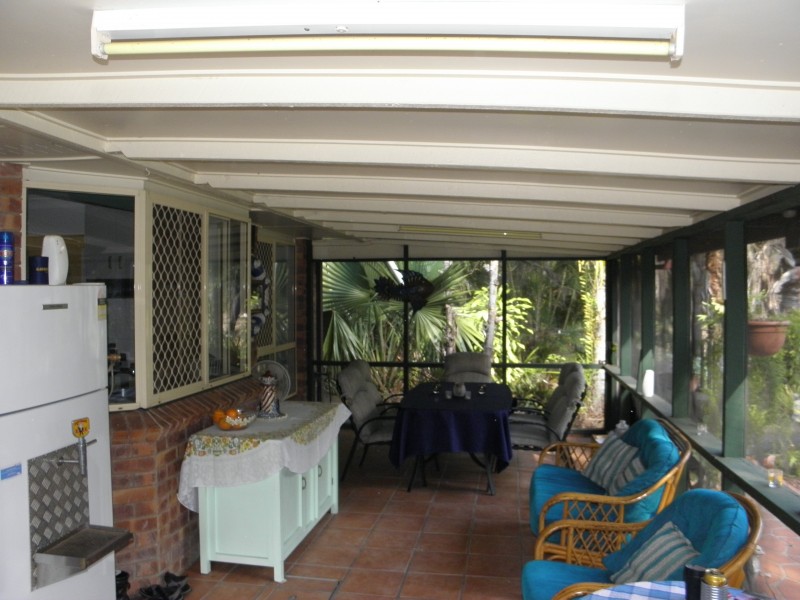20 Woodlands Lane, Moore Park Beach QLD 4670