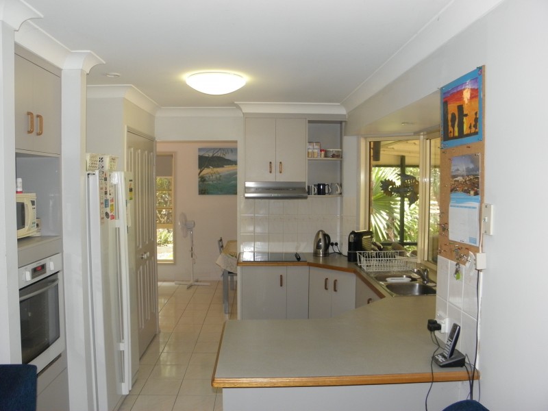 20 Woodlands Lane, Moore Park Beach QLD 4670