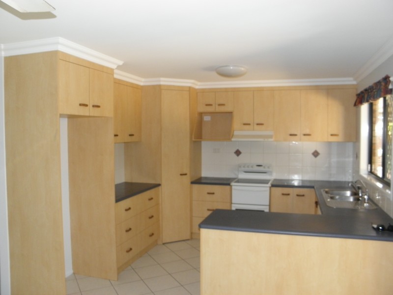 12 Tea Tree Ct, Moore Park Beach QLD 4670