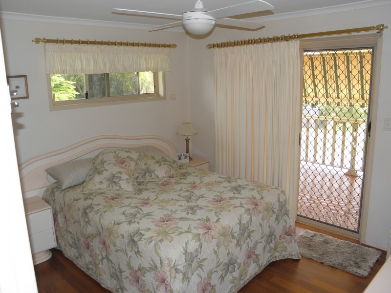 58 Palm View Dr, Moore Park Beach QLD 4670