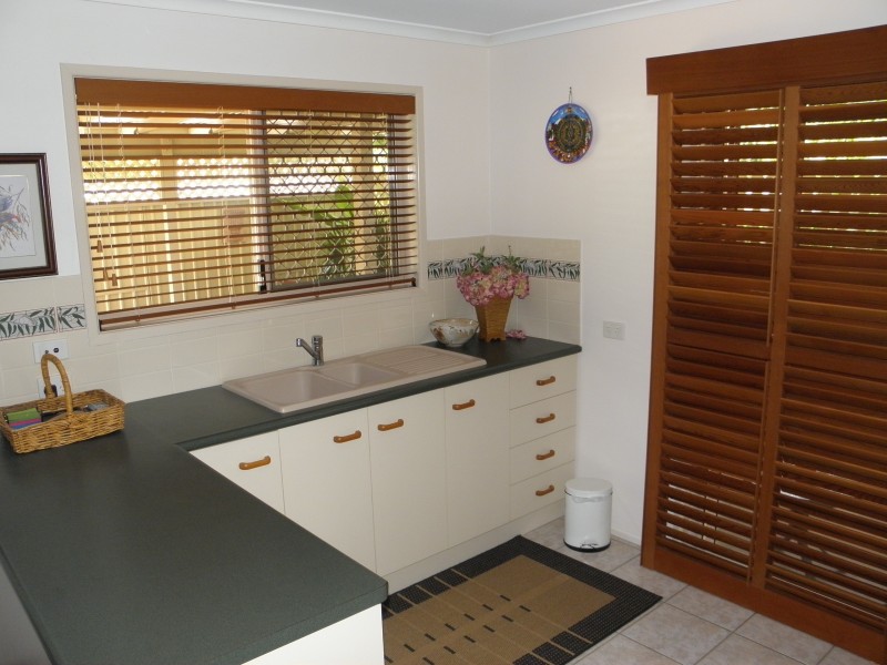 58 Palm View Dr, Moore Park Beach QLD 4670