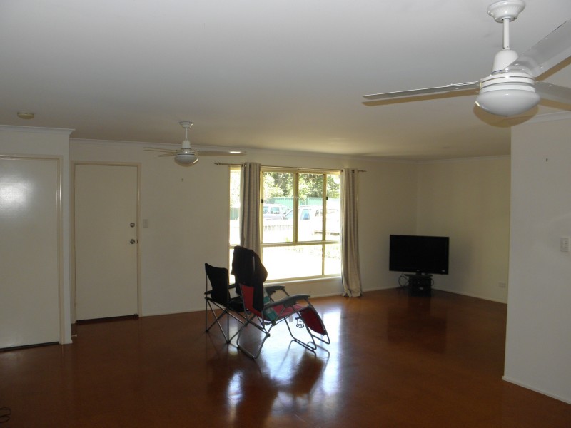 20 Moore Park Rd, Moore Park Beach QLD 4670