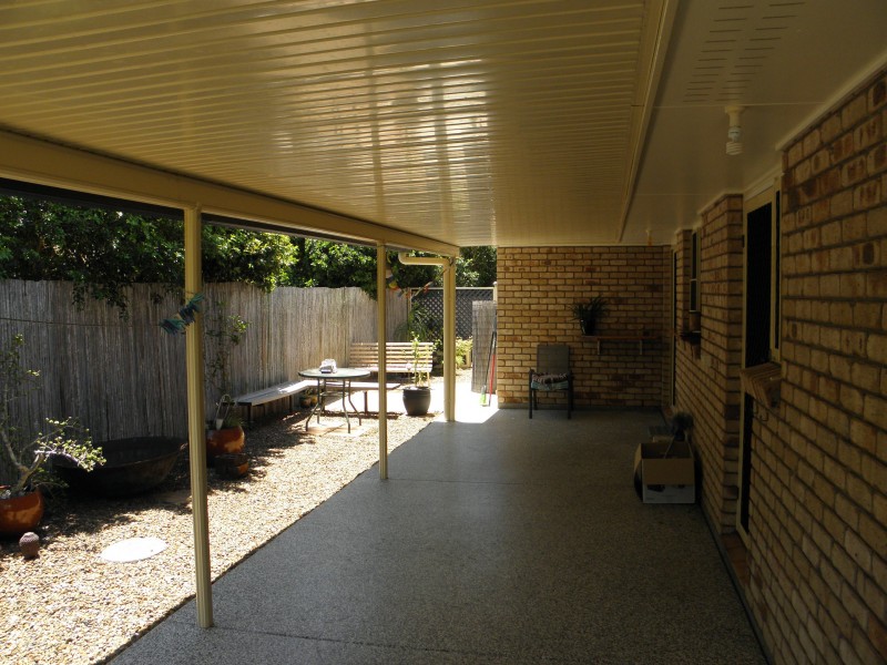 20 Moore Park Rd, Moore Park Beach QLD 4670