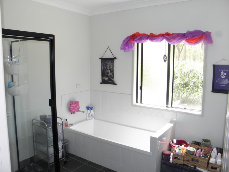 72 Tammy Rd, Moore Park Beach QLD 4670