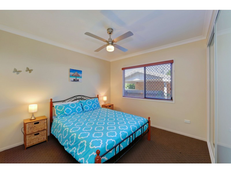 42 Moore Park Rd, Moore Park Beach QLD 4670