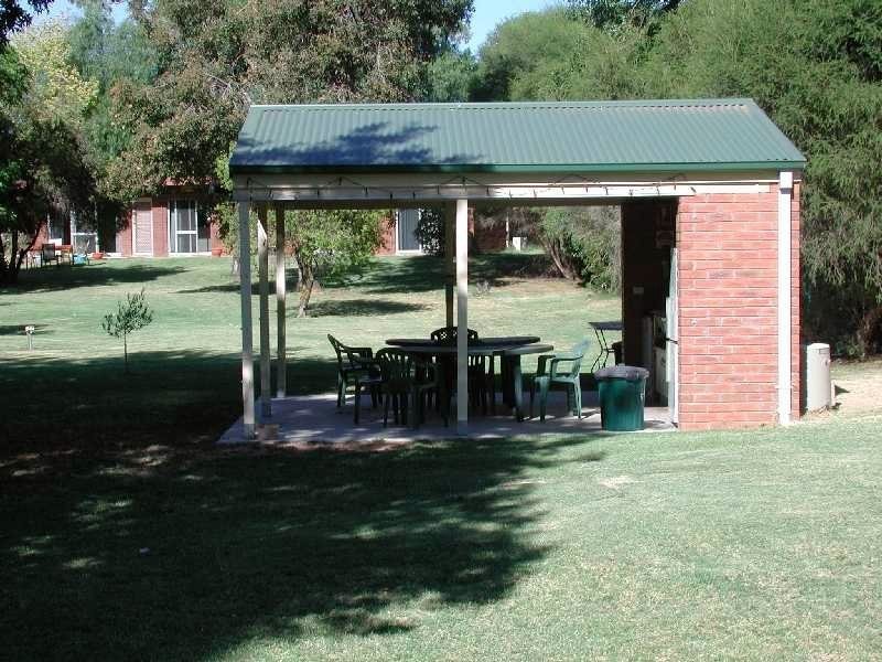 7 Banker Street, Barooga NSW 3644