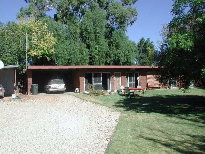 7 Banker Street, Barooga NSW 3644