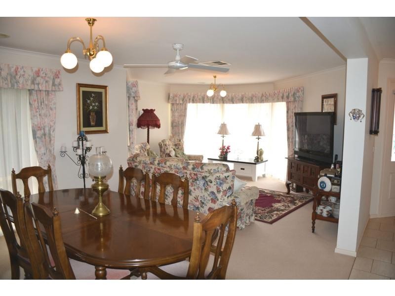 6 Bisogni Drive, Cobram VIC 3644