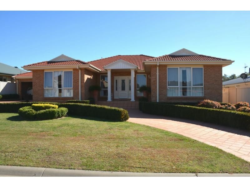 6 Rio Vista Court, Cobram VIC 3644