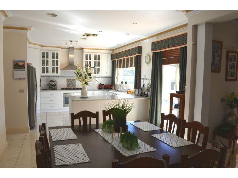 6 Rio Vista Court, Cobram VIC 3644