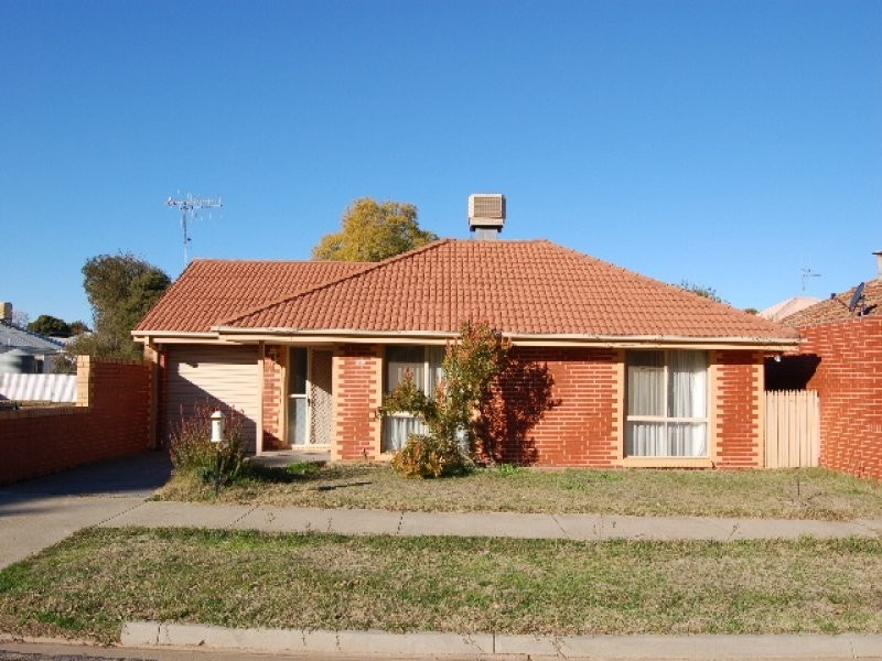 66a Broadway Street, Cobram VIC 3644