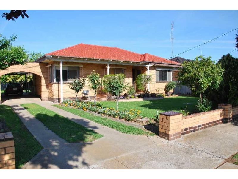 27 Sydney Street, Cobram VIC 3644