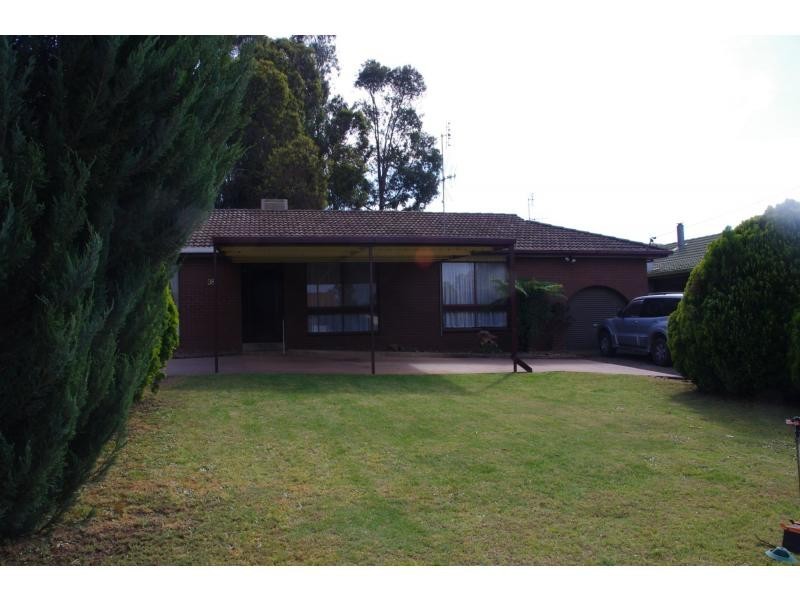 38 Kamarooka Street, Barooga VIC 3644