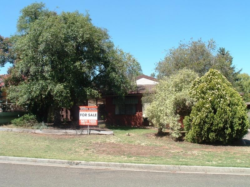 4 Brepbir Street, Cobram VIC 3644