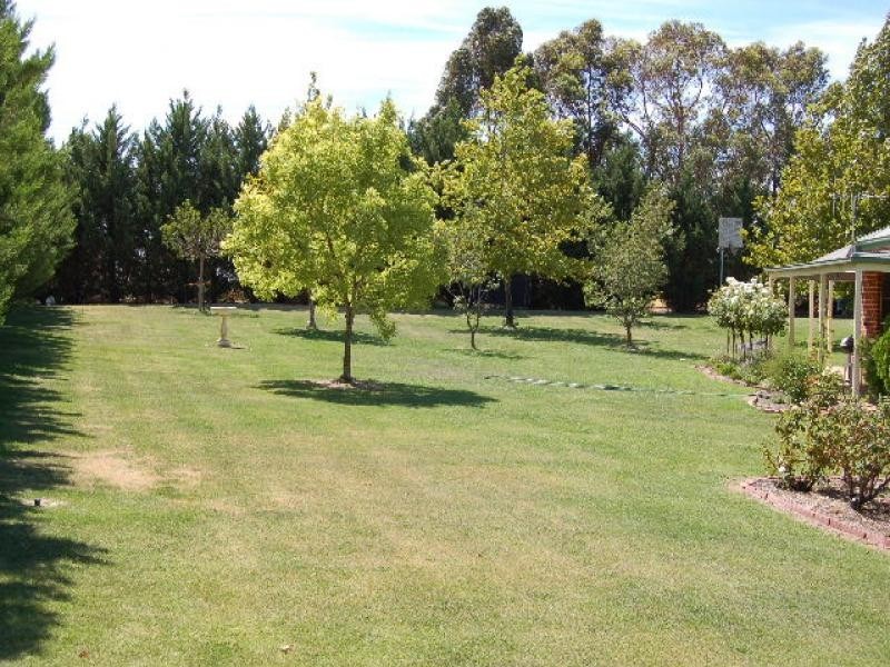 262 McIntyre Road, Cobram VIC 3644