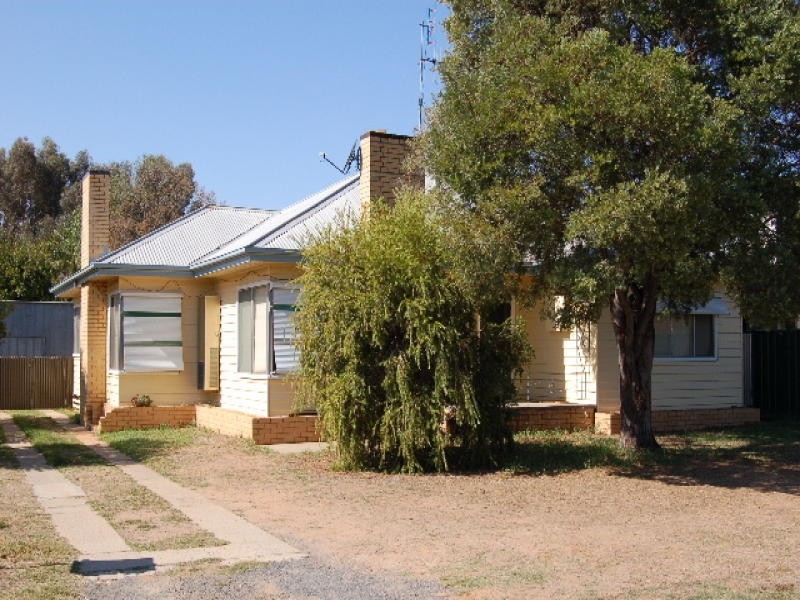 2 Campbell Road, Cobram VIC 3644