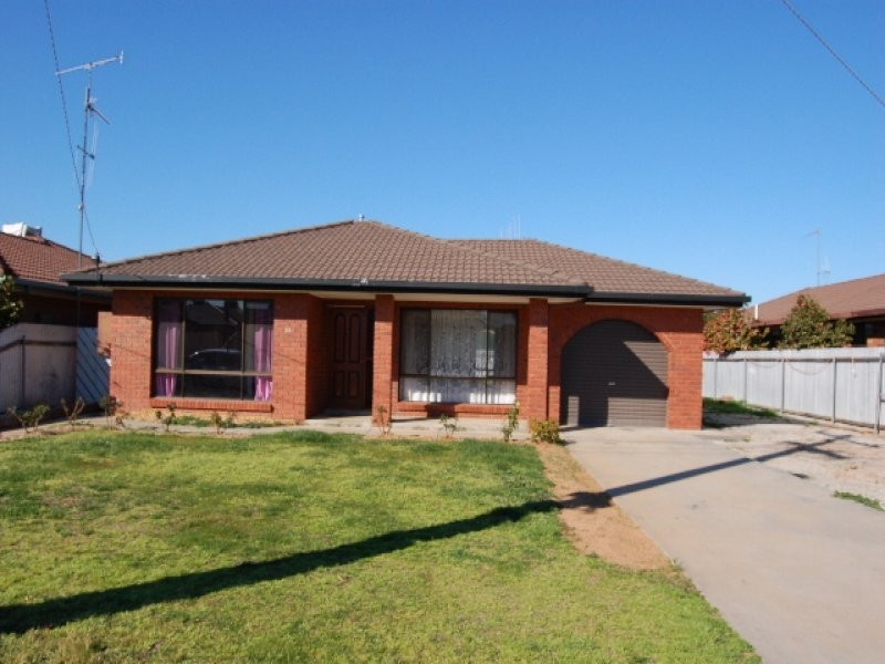 11 Hume Street, Cobram VIC 3644