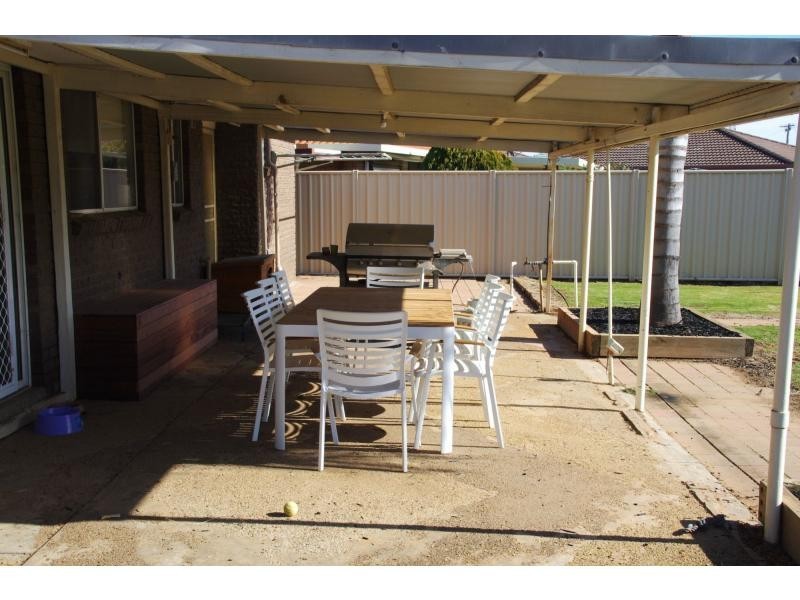 11 Toms Drive, Cobram VIC 3644