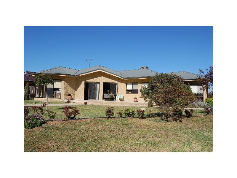 3 Stephanie Court, Cobram VIC 3644