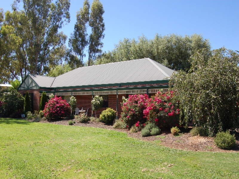 7 Kokoda Road, Yarroweyah VIC 3644