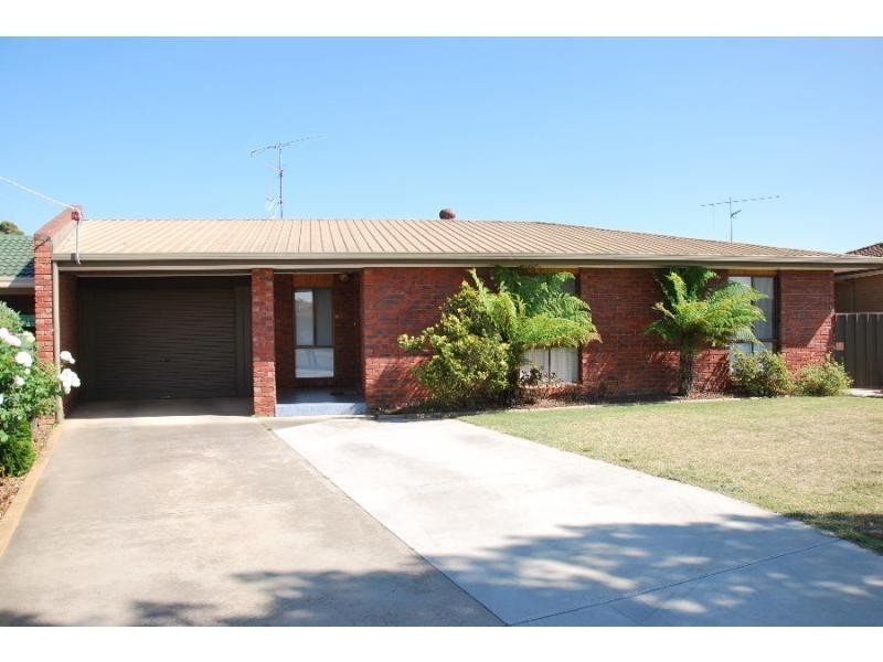 9 Hovell Court, Cobram VIC 3644